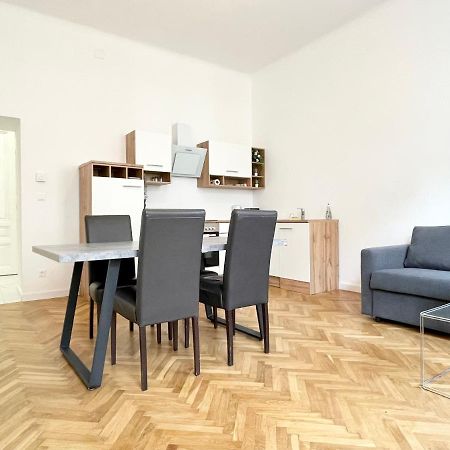 Premium Residence At Famous Vienna Kutschkermarkt Buitenkant foto